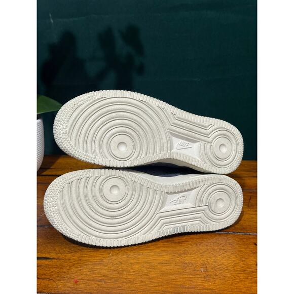 Size 13 Nike SF Air Force 1  kids size 5Y women's size 6.5-7 - Picture 4 of 6